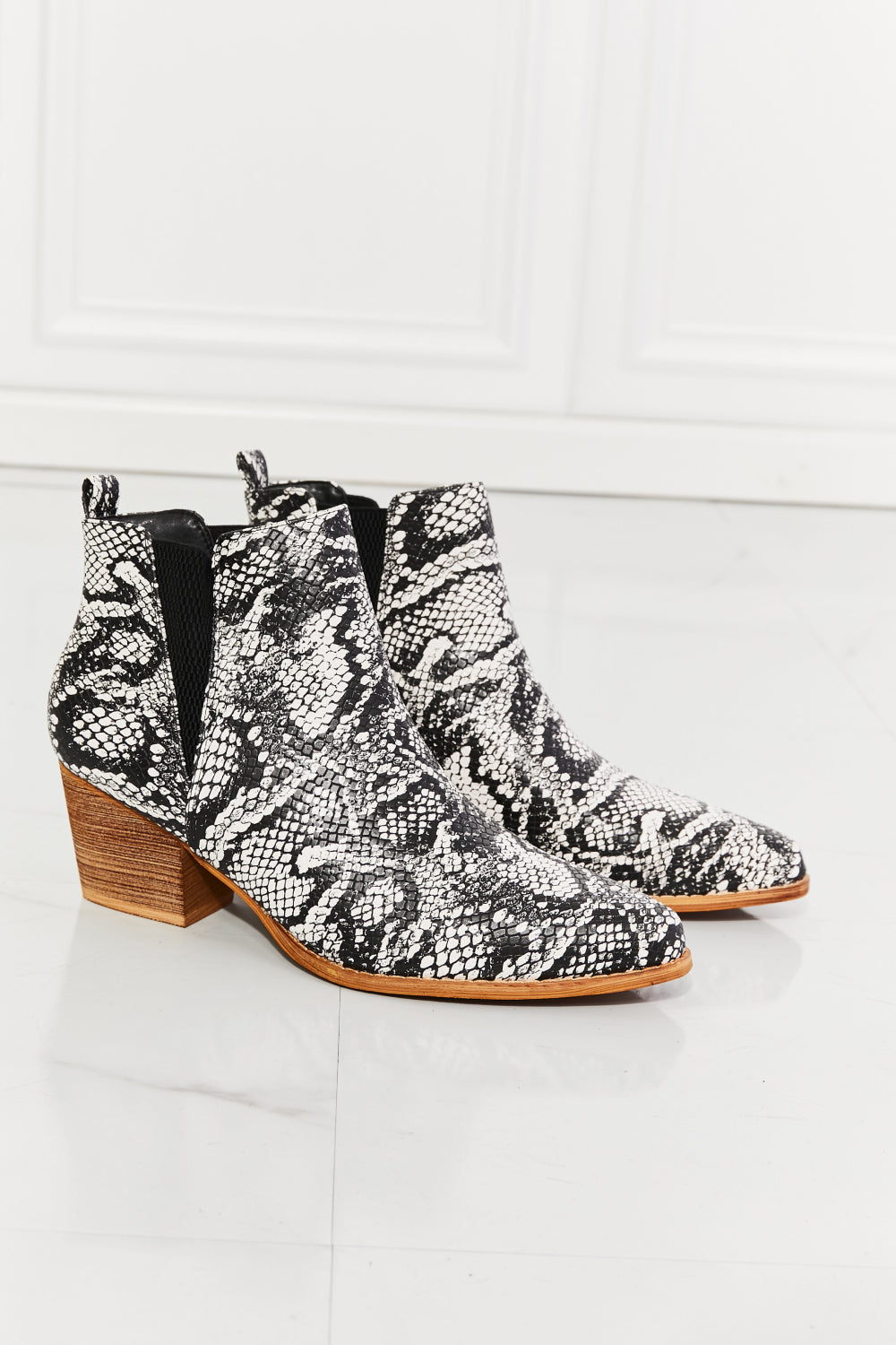 MMShoes Back At It Point Toe Bootie in Snakeskin - where wild roots grows